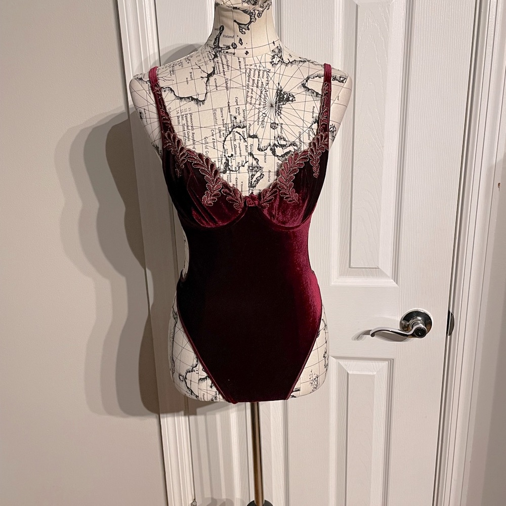 Victoria Secret Vintage y2k Velvet Embroidery Bodysuit Monokini velour top 34C